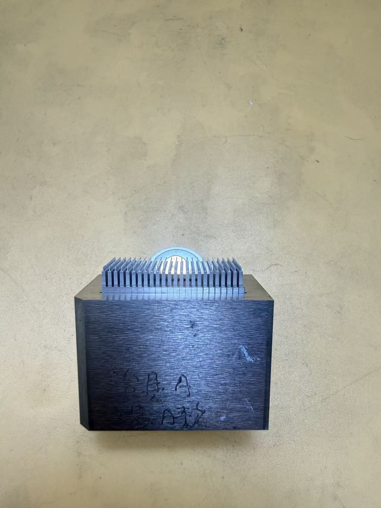 Comb Positioning Insert for BGA IC Test Socket